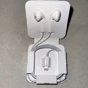 COPY - IPHONE EARPHONES
